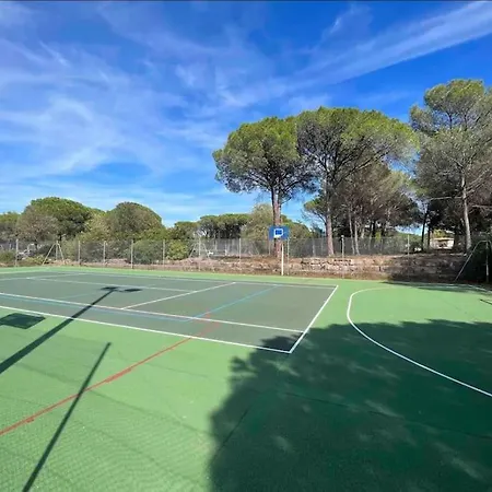 Apartmán De Tennis Piscine Aire De Jeux Saint-Raphaël