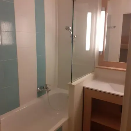 Apartment De Tennis Piscine Aire De Jeux Saint-Raphael (Var)