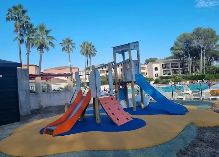 Apartment De Tennis Piscine Aire De Jeux Saint-Raphaël